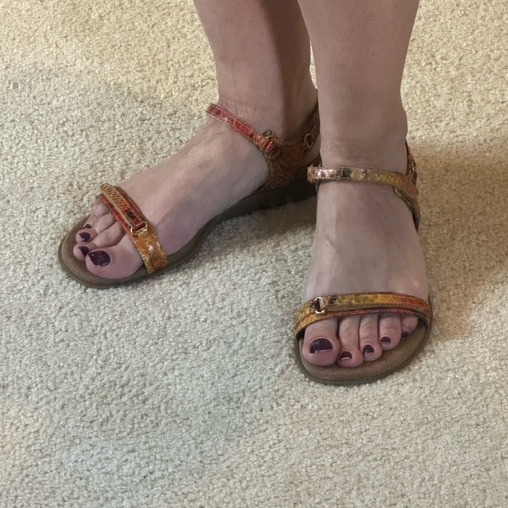 Aerosoles sandals. Size 7.5
